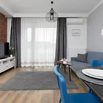 Ursynów With Balcony By Renters Apartamento Varsovia